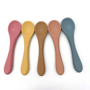 Juego de Tazón, Cuchara y Tenedor de Silicona para Bebé, Libre de BPA, Apto para Alimentos, Vajilla para Niños Pequeños, Cubiertos, Utensilios para la Hora de Comer, Kit de Alimentación Infantil - Product Image 1
