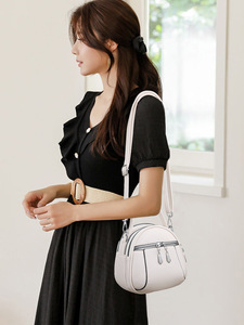 Nouveaux Sacs Bandoulière de Créateur Tendance en Cuir PU de Haute Qualité, Sacs Messager Décontractés, Cabas de Luxe pour Femmes, Sacs à Main et Pochettes - Product Image 3