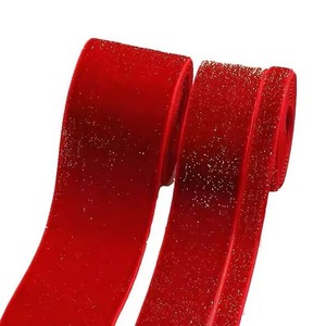 Ruban rouge en velours doré 25687, rubans décoratifs de Noël pour la confection de cadeaux et les projets de bricolage festifs - Product Image 4