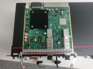 การ์ดฟิสิคัล 03034KEN CR8D00E2NBC4 2-พอร์ต 100GBase/50GBase-QSFP28 FlexE MACsec (PIC) สำหรับเราเตอร์ระดับองค์กร Ne8000 M6 M14 CR8D00E2 - Product Image 5
