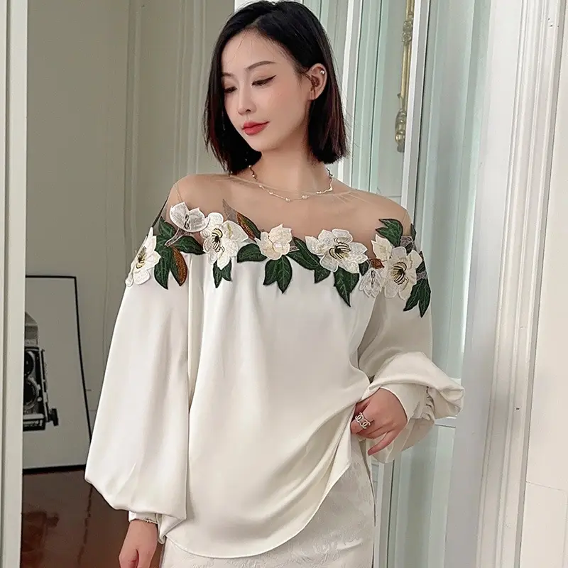 Nouveau style dames anti-perméabilité gaze épissage satin brodé dames chemises automne 2023 blouse élégant vêtements pour femmes haut