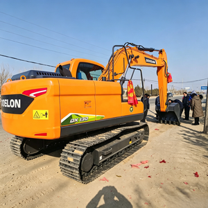 Excavatrice hydraulique sur chenilles DX130 de 13 tonnes, directement de l'usine, fiable et performante pour les travaux de construction lourds - Product Image 5