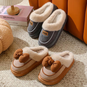 Pantuflas de gamuza suave de alta gama, aptas para uso en interiores y exteriores, pantuflas de invierno para mujer, cómodas y afelpadas, con función antideslizante. - Product Image 3
