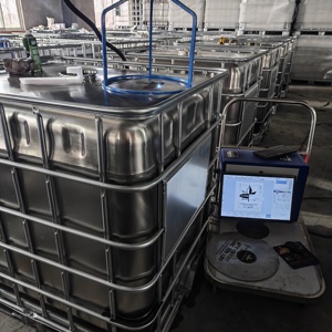 Serbatoio di Stoccaggio IBC in Acciaio Inox SS316 da 1000L per Liquidi Chimici e Azoto Liquido, Impilabile, Conforme agli Standard UE - Product Image 5