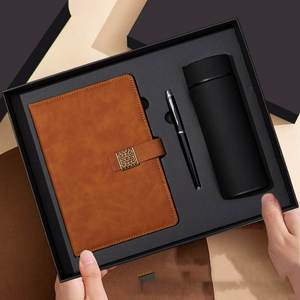 Ensemble cadeau d'entreprise personnalisé 3-en-1 : carnet en PU avec stylo et mug en acier inoxydable de 100 feuilles pour clients VIP - Product Image 1