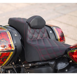 เบาะนั่งแบบสองที่นั่งทรง PB ของ CustomWorld พร้อมพนักพิงหลังสำหรับ HD Softail Street Bob/Low Rider S/ST-Diamond Stitching - Product Image 2
