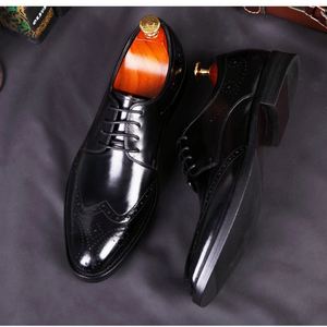 Zapatos de Cuero Formales y Elegantes para Hombre, Estilo Casual de Negocios, Personalizados de Alta Gama - Product Image 6