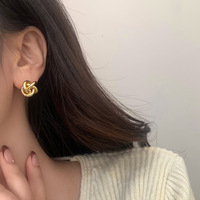 Anting-anting Retro Gaya Prancis yang Elegan, Desain Terpilin Mewah, Anting-anting Statement Desain Unik, Aksesoris Telinga Sederhana untuk Wanita