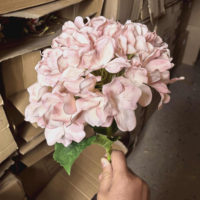 Penjualan Panas Bunga Hydrangea Lateks Buatan Warna Cokelat Muda dengan Sentuhan Nyata untuk Dekorasi Pernikahan, Rumah, dan Natal.