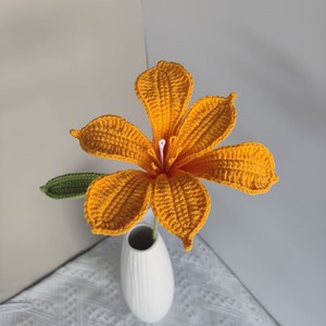 Nouveau design TC – Grand bouquet de fleurs tricotées préservées, lys du Pérou, décoration de festival, fleurs d'alstroémeria au crochet à tige unique - Product Image 6