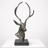 Sculpture de tête de cerf en BRONZE gravé antique, base en marbre noir naturel, décoration de table en bronze coulé haut de gamme, métal