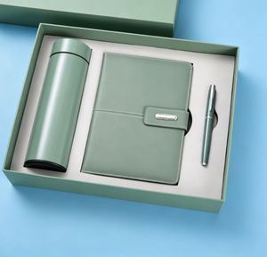 Carnet en cuir vert pour cadeaux, vente en gros, promotionnel, luxe, ensemble cadeau avec stylo et tasse isotherme - Product Image 4