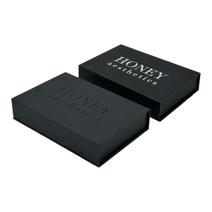 Embalaje <span class=keywords><strong>de</strong></span> cartón personalizado Cierre <span class=keywords><strong>de</strong></span> imán negro Tarjeta VIP Caja <span class=keywords><strong>de</strong></span> regalo Logotipo <span class=keywords><strong>de</strong></span> lámina dorada <span class=keywords><strong>Cajas</strong></span> para tarjetas <span class=keywords><strong>de</strong></span> crédito - Product Image 6