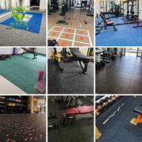 Dalles de sol emboîtables en caoutchouc pour salle de sport avec rampes, revêtement de protection avec service de découpe inclus, soldes de liquidation pour salles de sport