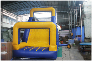 Carrera de obstáculos hinchable con gorila de salto y carrera de obstáculos inflable deslizante para niños - Product Image 4