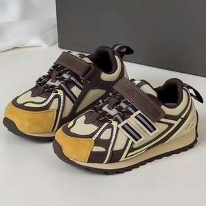 รองเท้าเด็กแฟชั่นปี 2025 รองเท้าเด็กสไตล์ฟอร์เรสท์ กัมพ์ คุณภาพสูง รองเท้าวิ่งพื้นนุ่มสำหรับเด็กผู้หญิง รองเท้าผ้าใบลำลองสำหรับเด็กผู้ชาย - Product Image 3