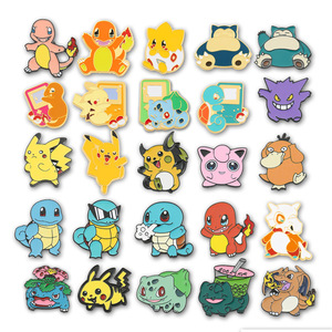 Broche de revers en émail dur nickelé noir, motif dessin animé Pokémon (Pikachu, Charmander, Bulbasaur), accessoire cadeau, vente en gros - Product Image 1