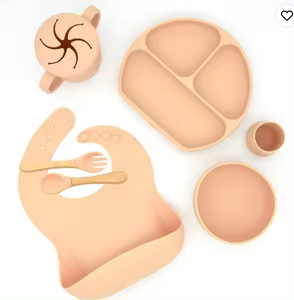 Yeni BPA ücretsiz bebek Led sütten emme plaka kase kaşık önlükler sadelik ve temiz bağımsız besleme silikon bebek besleme seti - Product Image 2