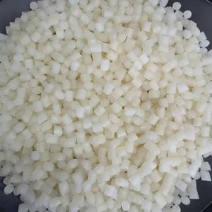 Gránulos de PET Virgen IV 0.8 / Virutas de Plástico Reciclado / Gránulos de PET Grado Botella / Precio de Resina - Product Image 2