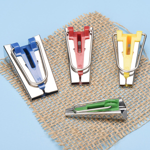 <span class=keywords><strong>Clover</strong></span> <span class=keywords><strong>Bias</strong></span> <span class=keywords><strong>Tape</strong></span> <span class=keywords><strong>Maker</strong></span> Binding Tool Sets Máy Công Cụ May Quilting Hemming Công Cụ 6 Mét 12 Mét 18 Mét 25 Mét 1 Bộ/4 Cái Vải Hỗ Trợ - Product Image 1