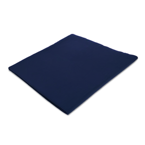 Cobija Ligera Vianney Tamaño King Size / Queen Size Azul Marino con Diseño de Tela Lisa - Product Image 1