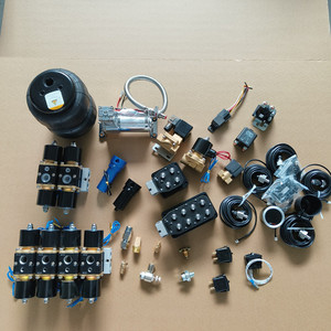 Hergestellt in <span class=keywords><strong>China</strong></span> 12V NPT Block Accuair VU4 Luftfederung Magnetventil Air Ride Kits Verteiler Airbag Kompressoren Wasser falle