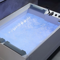 Baignoire autoportante moderne et minimaliste en acrylique à température constante avec hydro-massage, bain à bulles, massage par le surf et accoudoirs