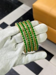 Vente en gros de bracelets indiens traditionnels en laiton plaqué or, ensemble de bracelets empilables pour femmes, bijoux de mariage et de mode - Product Image 3