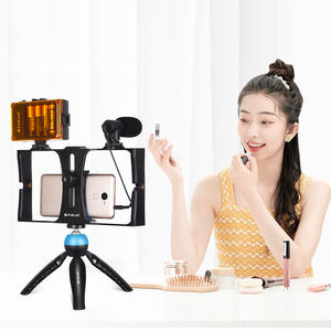 Kit de photographie mobile Puluz Fat Cow, kit de cage pour diffusion en direct mobile, équipé d'un éclairage supplémentaire, d'un microphone, d'un trépied - Product Image 4