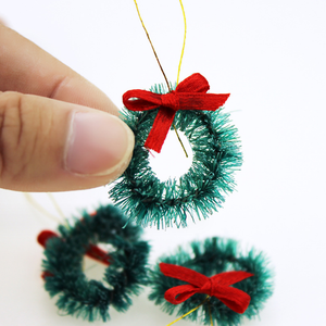 1/6 1/12 <span class=keywords><strong>maison</strong></span> de poupée Simulation Miniature Mini noël nœud papillon anneaux cercle modèle décor - Product Image 1