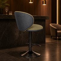 Tabouret pivotant en velours vert kaki avec dossier, assise circulaire rembourrée, base bombée gris bronze, réglage hydraulique et repose-pieds courbé pour la maison