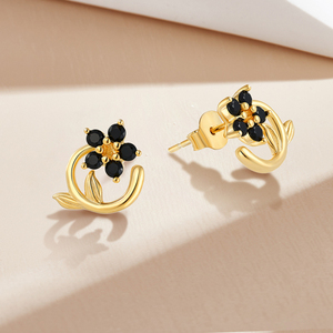 Boucles d'oreilles é<span class=keywords><strong>l</strong></span>égantes en forme de fleur en CZ noir plaqué or Boucles d'oreilles en argent sterling 925 avec motif de feuille Bijoux fins pour femmes - Product Image 3