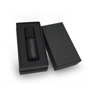 Venta al por mayor de encargo de embalaje de regalo negro de Perfume cuadrado de la <span class=keywords><strong>caja</strong></span> de papel - Product Image 2