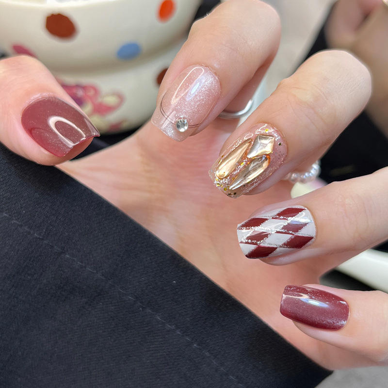 ตาแมวลายเพชร BY1901