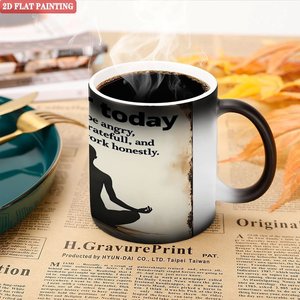 Mug en céramique thermosensible 11oz noir givré, vierge pour sublimation, idéal comme cadeau - Product Image 5
