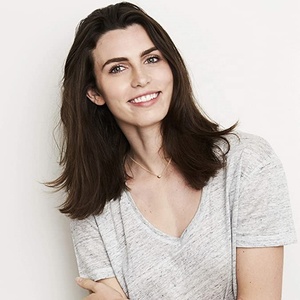 Collana Minimalista con Ciondolo Iniziale a Forma di Cuore in Acciaio Inossidabile Placcato <span class=keywords><strong>Oro</strong></span> 18K per Bambini - Product Image 3