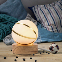 Lampe de nuit LED Globe de basketball, lampe de bureau ronde gravée au laser 3D, lumière blanche chaude, décoration de chambre