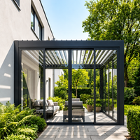 Pergola motorisée en aluminium imperméable avec toit rétractable et pliable pour terrasses extérieures