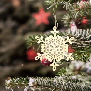 Wooden Snowflake Ornaments Laser Cut Poplar Hanging Christmas Decor Craft Set For <b>Tree</b> Home <b>Decoration</b> - Product Image 3