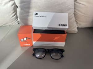 HH502 <b>Smart</b> Sunglasses with <b>Camera</b> 12 Megapixels Audio AI Translator and Video Recording Function <b>WIFI</b> Connectivity Eye Glasses - Product Image 3