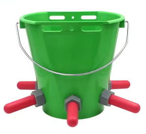 Cubo de Alimentación Multiusos de Plástico de 8L para Terneros, Vacas, Ovejas, Cabras y Corderos, Equipo de Ganadería - Product Image 1