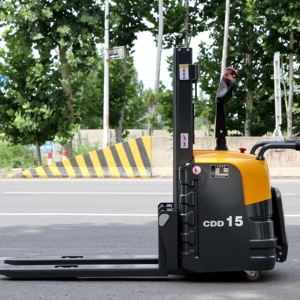 CE Certified <strong>Electric</strong> <strong>Stacker</strong> Forklift 3M 4M <strong>Straddle</strong> <strong>Stacker</strong> with Lithium Battery 1.2t 1.5t 3300lbs Capacity for Warehouses - Product Image 2