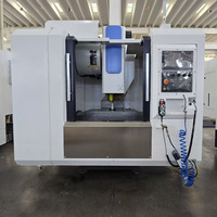 Centre d'usinage vertical CNC 3 axes haute précision VMC855 avec broche BT40 et commande GSK pour le traitement des pièces métalliques