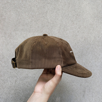 Topi Snapback 6 Panel Tanpa Struktur Bahan Corduroy 8 Wale Bordir Logo Burung Terbang Vintage Retro Sporty