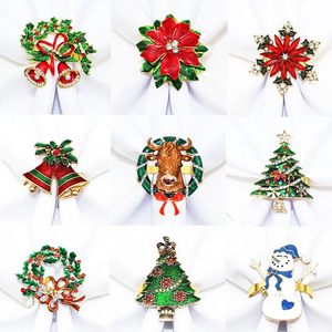 Anneaux de serviette de Noël tendance pour la table de Noël - Porte-anneaux de serviette pour la décoration de table de Noël, Thanksgiving et des fêtes - Product Image 6