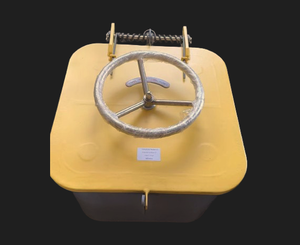 Copri portello di piccole dimensioni in acciaio marino ad azione rapida tipo C - Product Image 1