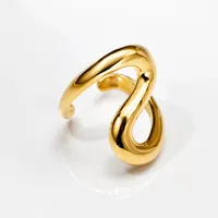 Massiver, unregelmäßiger, gedrehter, offener, verstellbarer Edelstahl-Mode-Ring, poliertes geometrisches Statement-Band für Damen zum täglichen Tragen