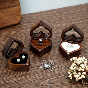 Caja de Madera Cuadrada Personalizada con Logotipo para Anillos, Collares y Pendientes, Estuche de Lujo para Anillos de Nogal, Caja de Almacenamiento y Exhibición de Joyería para Anillos de Boda - Product Image 5