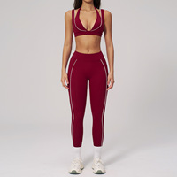 Ensemble de sport 2 pièces pour femme, blanc uni, avec surpiqûres contrastées, coupe ajustée 3D, pour le yoga, la course et l'entraînement, style international