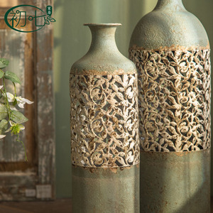 Vases en métal shabby chic faits à la main, vase de sol pour décoration de mariage et décoration intérieure - Product Image 3